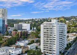  N Doheny Dr Apt 205