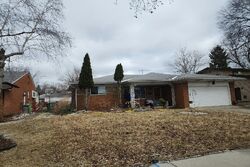  Collinson Ave