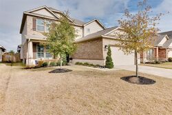  Cypress Red Oak Dr