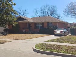  Longmeadow Dr