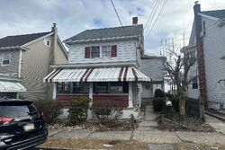  E Walter St