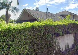  N Oak Ave