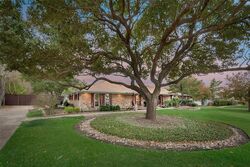  Ridgeview Dr