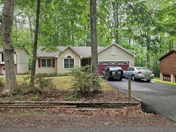  Fairway Dr