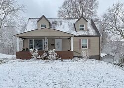  Valleyview Ave