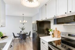  Flag Ave N Apt 323