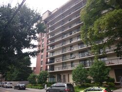  Longwood Ave Apt 718