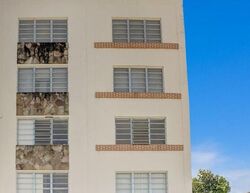  94th St Apt 401