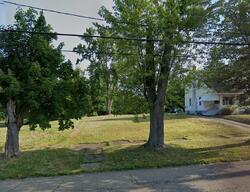  E Dewey Ave