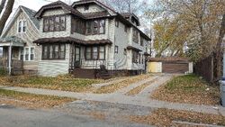  W Clarke St