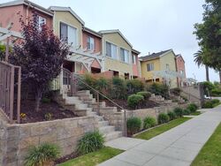  Pine Ave Unit 11