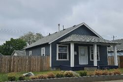  E Longfellow Ave