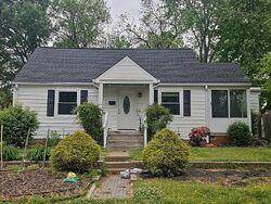  Fernhill Ave