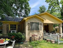  Pecan Ln