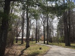  Oakwood Ln