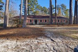 Mountainbrook Dr
