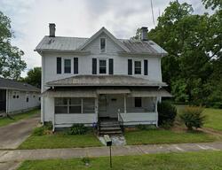  Dobbs St