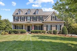  Fairington Oaks Dr