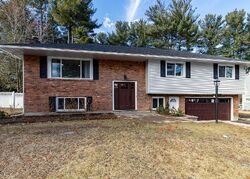  W Pine Hill Dr