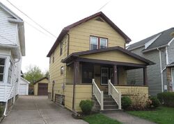  Robinson St