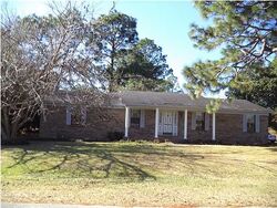  Glen Acres Dr N