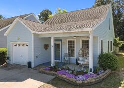  Foxwood Cir