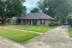  Pinehill Dr