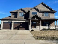  S Sunset Lakes Dr
