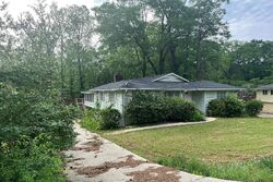 Cedar Ln