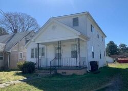  Stonewall St