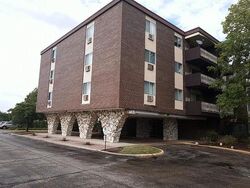  S Finley Rd Apt 418