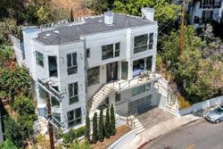  N Crescent Heights Bl