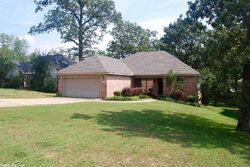 Golden Oaks Cv