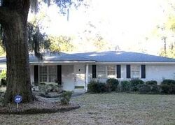 Grace Dr