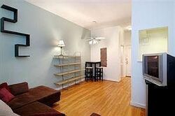  E 32nd St
