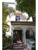 Michigan Ave Apt 304