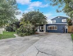  Ridge Dr
