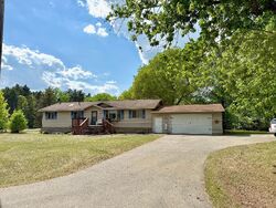  Riverwood Dr