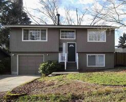  Se 90th Ave