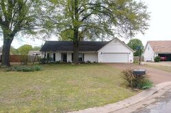  Mayberry Cv