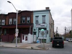  E 25th St