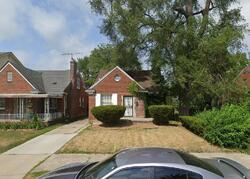  Woodmont Ave
