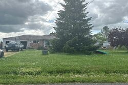  Strawberry Ln