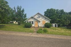  N Coffman St