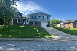 Wood Valley Dr