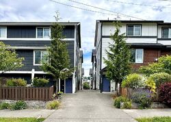  19th Ave S