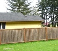  183rd Street Ct E