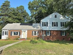  Pine Grove Dr