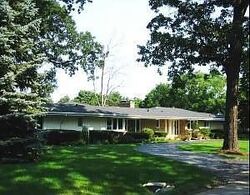 Briarwood Ln