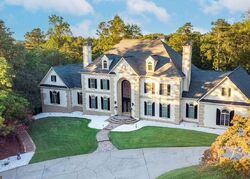 Wynthrop Manor Dr Sw